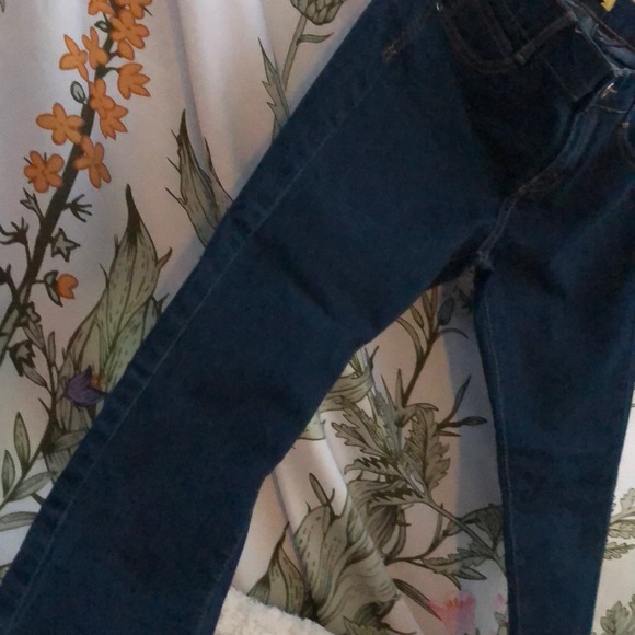 Jeans - Picture 3 of 3